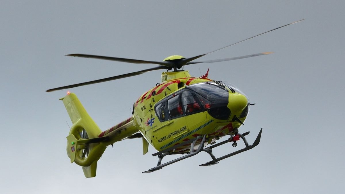 Riasztották a mentőhelikoptert: kisfiút szállítottak vele kórházba a súlyos baleset helyszínéről